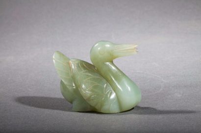  Canard de jade. Chine. Dynastie Qing. Long 7 cm hauteur 5 cm. 