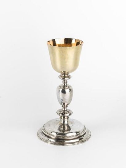 null Calice en Argent (coupe vermeil) - Surface lisse. Noeud ovoi?de. Base ronde...