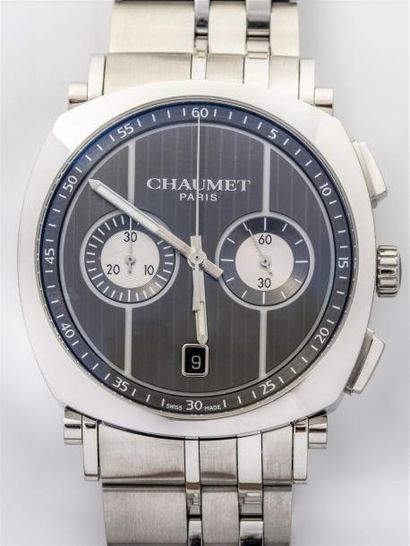null CHAUMET ""collection Dandy" - Ref: W 11691- 49A- Très élégante montre chronographe...