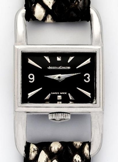 null JAEGER LECOULTRE ÉTRIER DAME EN ACIER- ref: 1671

Vintage, très jolie montre...