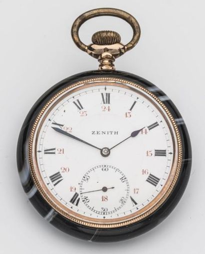 null Montre ZENITH en agate - Boitier en agate, impeccable à l'intèrieur, petite...