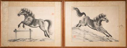 null Suite de 4 peintures illustrant des chevaux fougueux. Encre de chine sur papier....