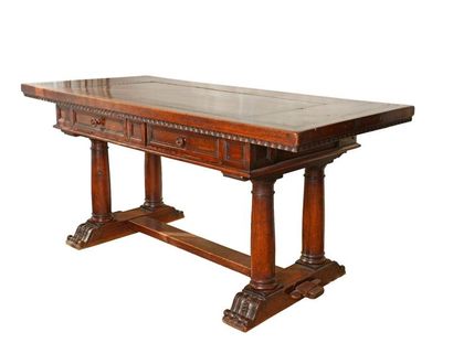 Table rustique en bois naturel a entretoise...