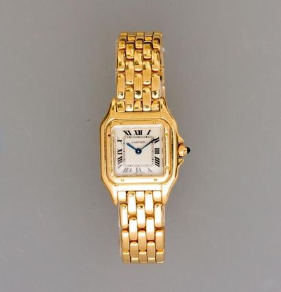 null CARTIER, Panthère. Bracelet montre de dame en or jaune, 750 MM, petit mçdèle,...