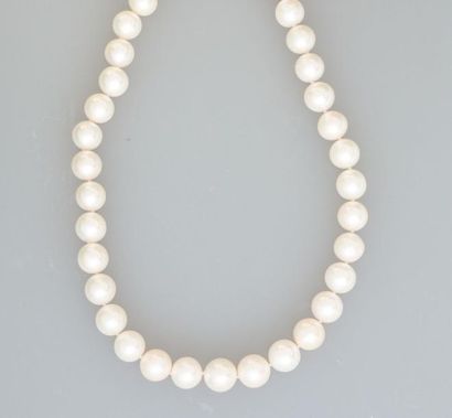 null Collier de perles de culture rondes, diamètre : 12 /13 mm, longueur : 44 cm,...