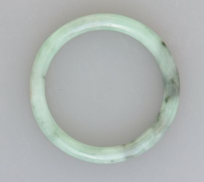 null Bracelet jonc en jade jadéïte, 