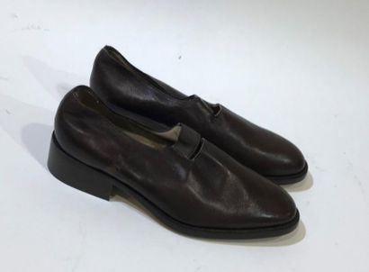 null UN MATIN D'ÉTÉ - Paire de chaussures en cuir marron - T 36/37
