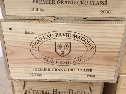 null 12 bouteilles de vin Saint Emilion - Château Pavie Macquin 1er Grand Cru Classé...