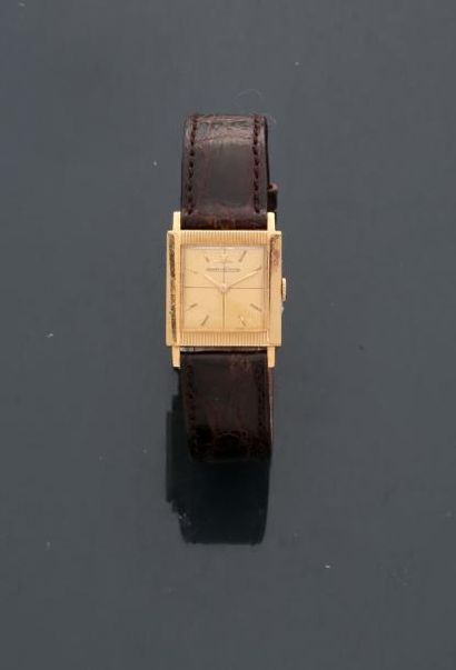 null JAEGER LECOULTRE, Bracelet montre en or jaune, 750 MM, lunette carrée, 2 cm,...