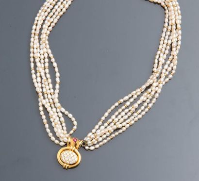 null Collier de six rangs de perles baroques, viroles et motif d'or jaune 750MM,...