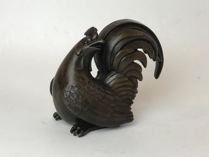 null Coq en bronze sculpté à patine médaille CHINE Dynastie TSING - Haut. : 12,5...