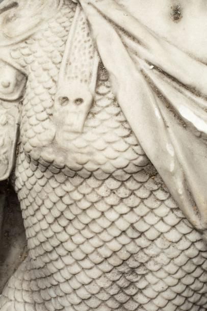 null Important buste d'empereur romain drapé richement sculpté portant une cuirasse,...