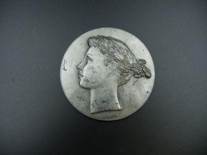 null Paul BELMONDO (1898-1982) - Médaille en bronze argenté - Sur une face un portrait...