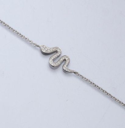 null Bracelet en or gris, 750 MM, centré d'un serpent diamanté, longueur réglable,...