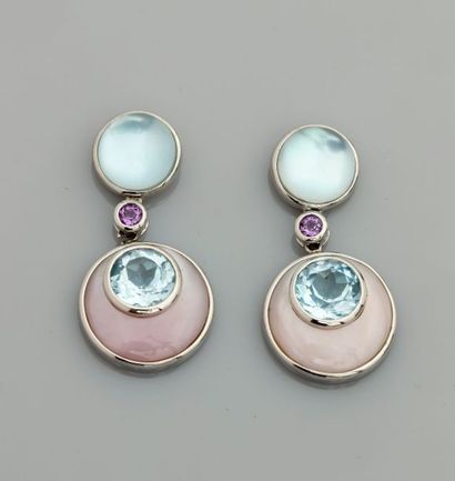 null Pendants d'oreilles en or gris, 750 MM, ornés de topazes, améthystes et nacres...