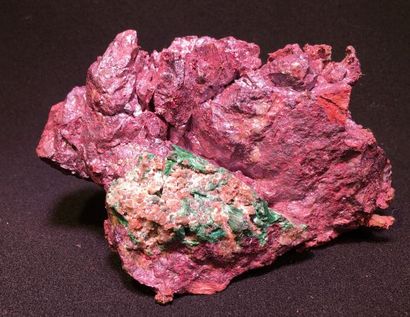 null Rare cuprite et malachite, Zambie. Dimensions: 13 x 8 x 8 cm. Poids: 1,58 k...