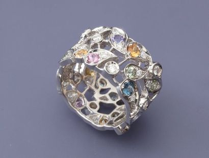 null Bague anneau en dentelle d'or gris, 750 MM, ornée de diamants, total : 2,50...