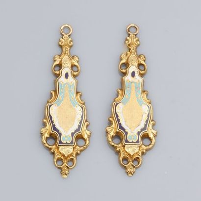 null Deux éléments de pendants d'oreilles en or jaune, 750 MM, appliqués d'émail...