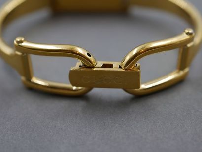 null Ensemble : FREYWHILE bracelet en métal et émaux - GUCCI bracelet montre en métal...