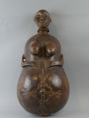null Masque ventre avec figure féminine - Nigéria - H : 60cm environ