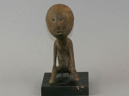 null Statuette africaine en bois - H 14cm. Provenance: Ancienne collection Pascal...