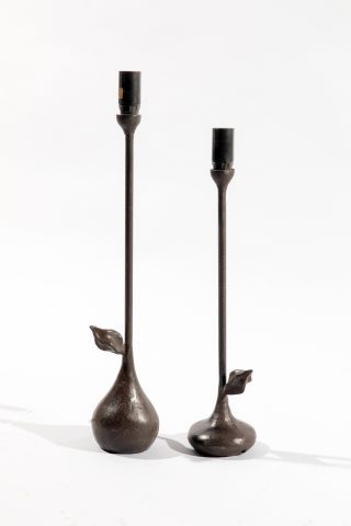 null Deux lampes de chevet en bronze. Haut.: 41 cm - Haut.: 47 cm.