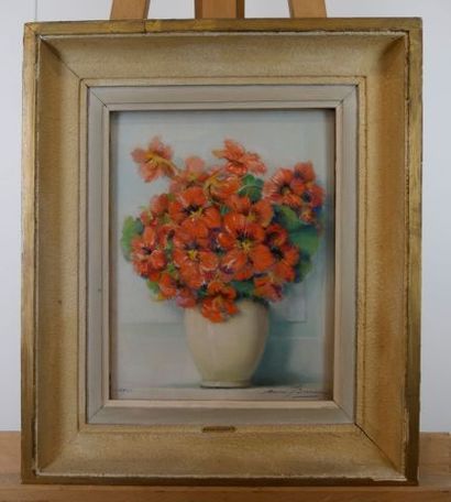 null Henri BURON (1880-1969), Nature morte au bouquet de fleurs, Pastel, signé en...