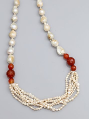 null Long collier de perles de culture baroque, longueur : 65 cm, 
