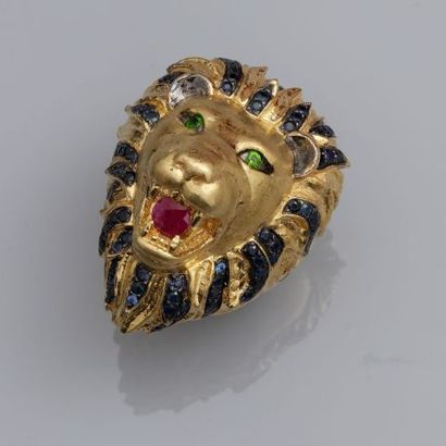 null Bague "Lion" en , argent 925 MM, doré, amati, ornée d'un rubis ovale, traité...