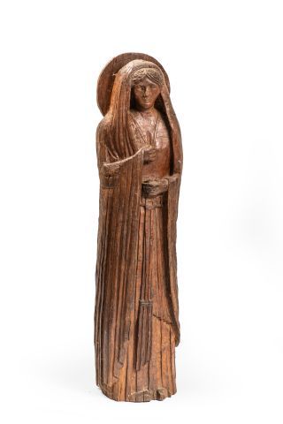 null Sainte Vierge en pied en chêne sculpté à partir d’un bois ancien - Circa 1930...