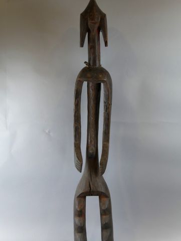 null Statue en bois - De style du Nigeria - H : 104cm