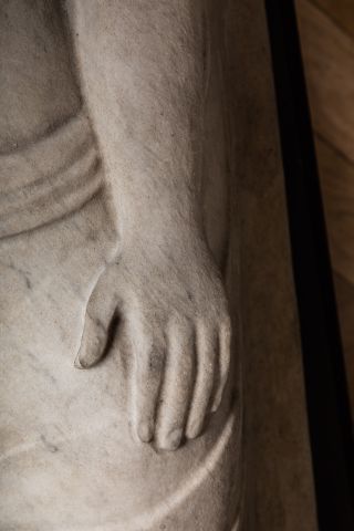 null Rare couvercle de sarcophage - Epoque Romaine, IIème siècle ? de style ETRUSQUE...