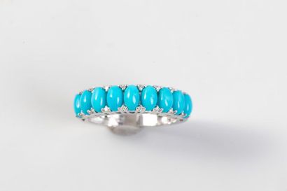 null Demi-alliance en or blanc 18 K ornée de 9 Turquoises et de diamants PB 3g70...