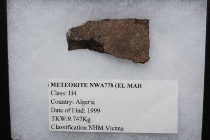 null Météorite chondrite NWA 778 Météorite classée H4, notée NWA 778(North West Africa)...