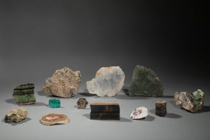 null Lot d'un géologue comprenant 12 minéraux: 1 gypse, Haute-Maurienne, Savoie....