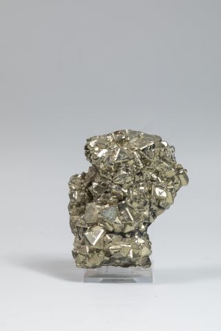 null Groupe de cristal de roche du brésil et une pyrite octaédrique, Quirivilca,...