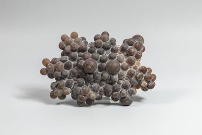 null Concrétion de billes d'Agate, pierre de synthèse, Chine, Dim.: 18 x 11 cm.