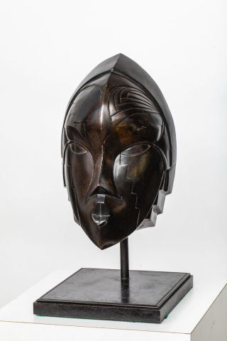 null Ecole Française début XX ème - Masque "africaniste" en bronze à patine médaille...