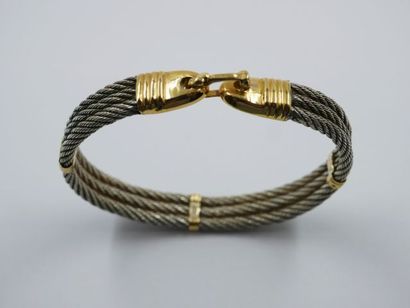 null Bracelet en or jaune 18k et câble d'acier style Fred - Poids brut: 38,4 gr -...