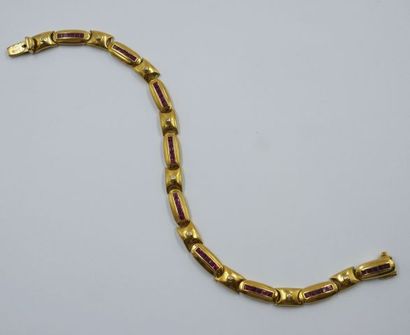 null Bracelet articulé en or jaune 18k surmonté de diamants et de rubis - Poids brut:...