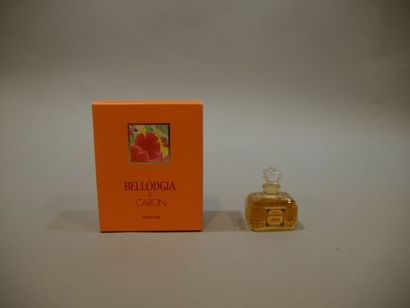 null CARON " Bellodgia" Flacon en verre, contenant 15mL de Parfum d'Origine +cof...