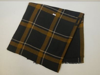 null YVES SAINT LAURENT Châle frangé Cachemire et soie décors tartans noirs et rouilles...