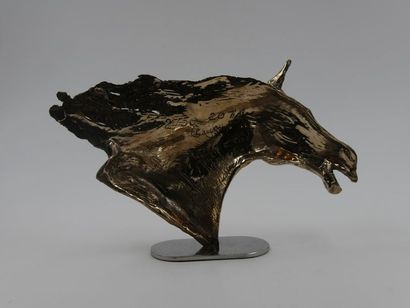 null Georges LAURENT (1940), Tête de cheval, bronze, fonte à la cire perdue, 2014,...