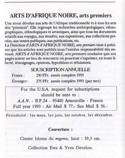 Haut de cimier IDOMA La coiffure élaborée domine une face concave à la bouche entr'ouverte,...