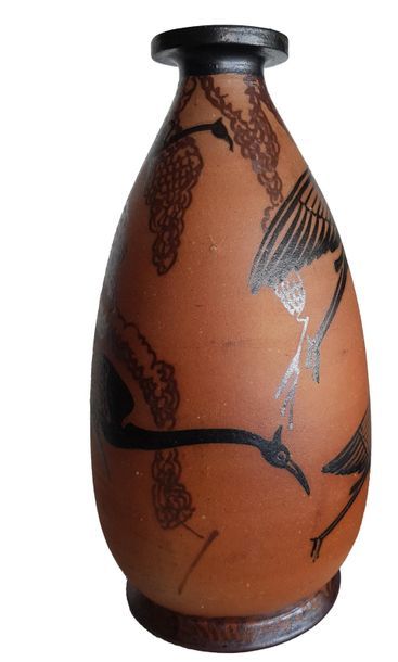 CIBOURE (Poterie de) - VILOTTE Etienne (1881-1957) 
Vase in sandstone with handle...