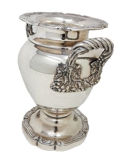 ODIOT Jean-Baptiste-Claude 
Important pair of 19th century silver-plated refreshment...