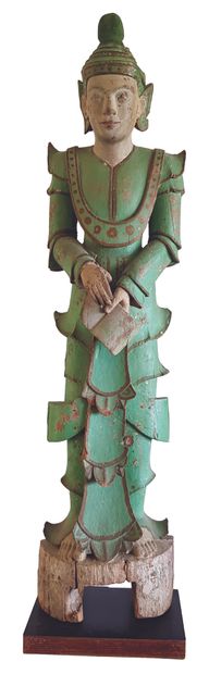 BIRMANIE - XIXe siècle 
Importante statue en bois sculptée et peinte d'un adorant,...