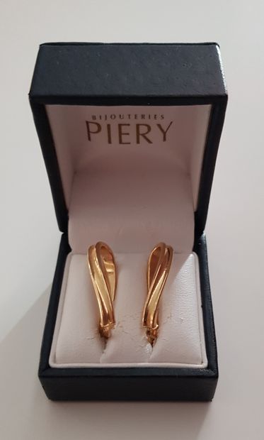 PIERY BIJOUTIER PIERY paire de boucles d’oreilles or jaune 18k (750‰). Hauteur :...