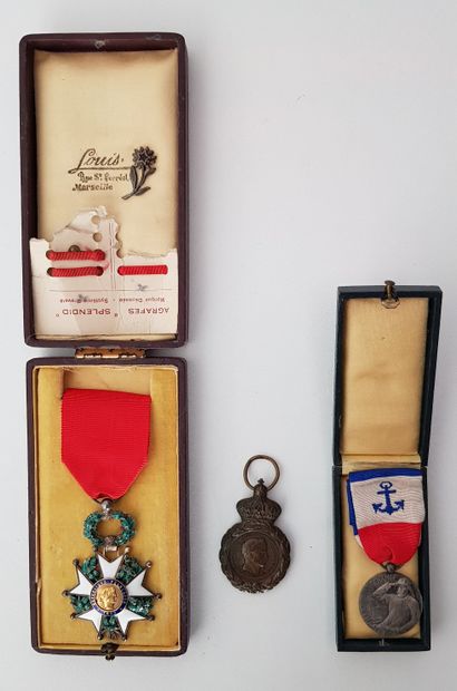 MEDAILLE DE SAINTE HELENE - LEGION D’HONNEUR Médaille de Sainte-Hélène. Napoléon...