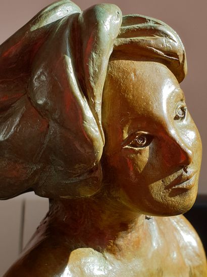 GAGNES DENEUX Jacqueline "Odalisque" Bronze à la cire perdue. 24 x 24 x 14 cm Patine...